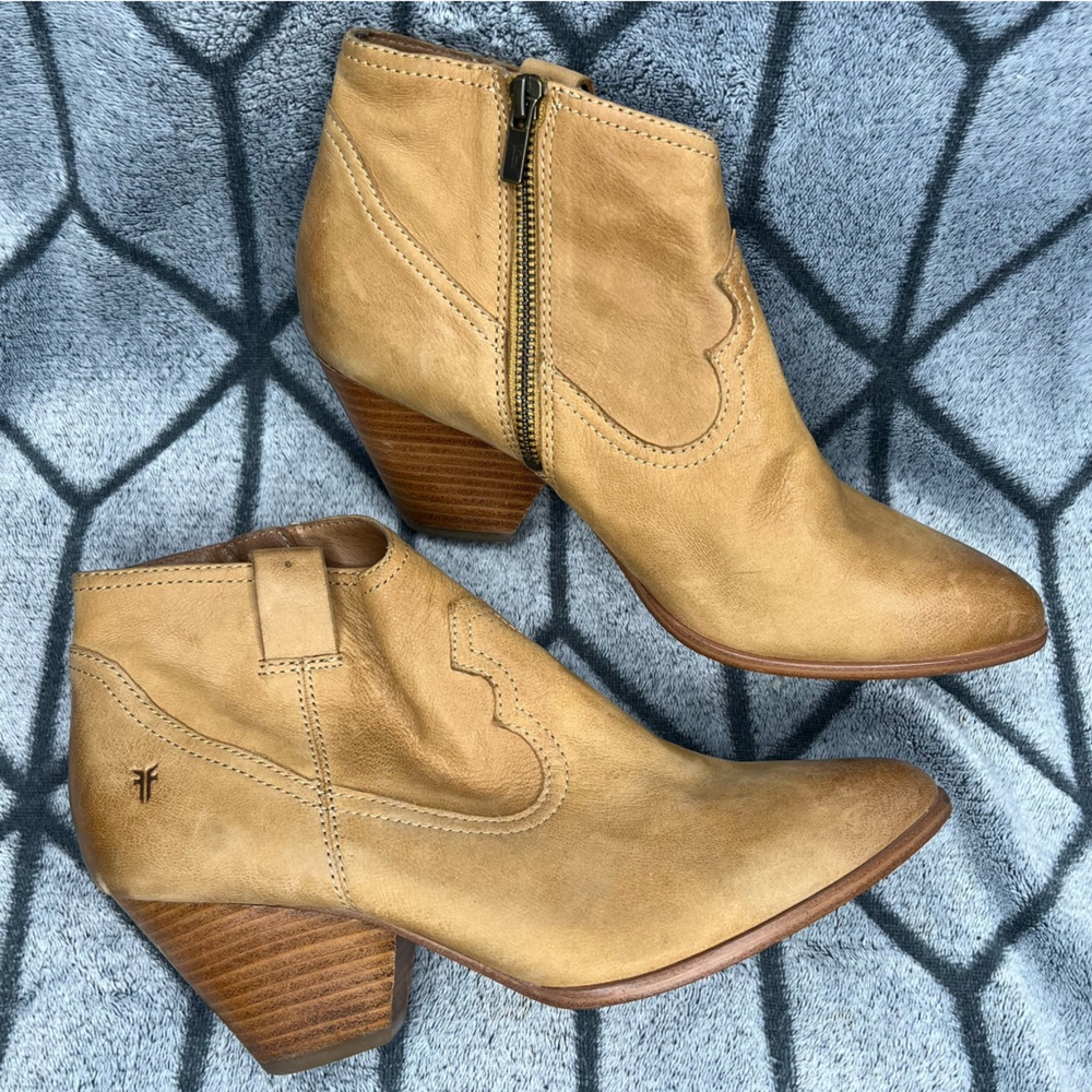Frye Reina Tan Camel Brown Leather Western Ankle Boots